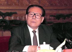 在纪念中国共产党成立七十八周年.jpg (13031 字节)